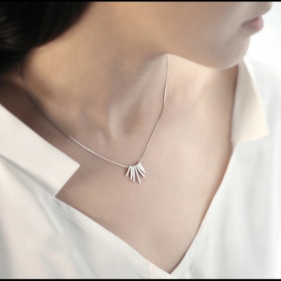 🎄 "SOLD OUT" (925) DROPPING BARS NECKLACE - Picture 2 of 6